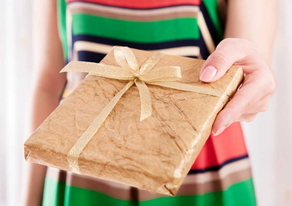 Optimisez votre emballage cadeau avec des astuces créatives et éco-friendly